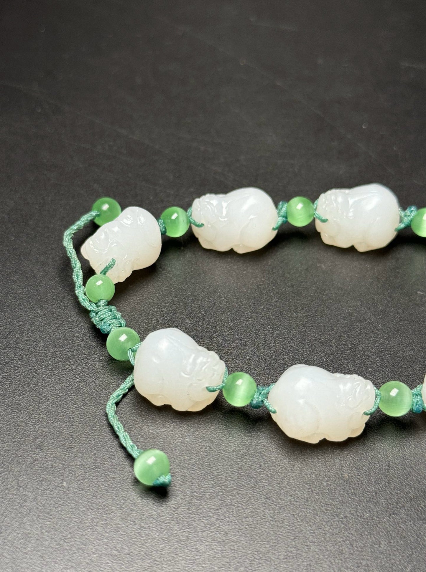 Chinese antique Hotan Jade Pixiu bracelet