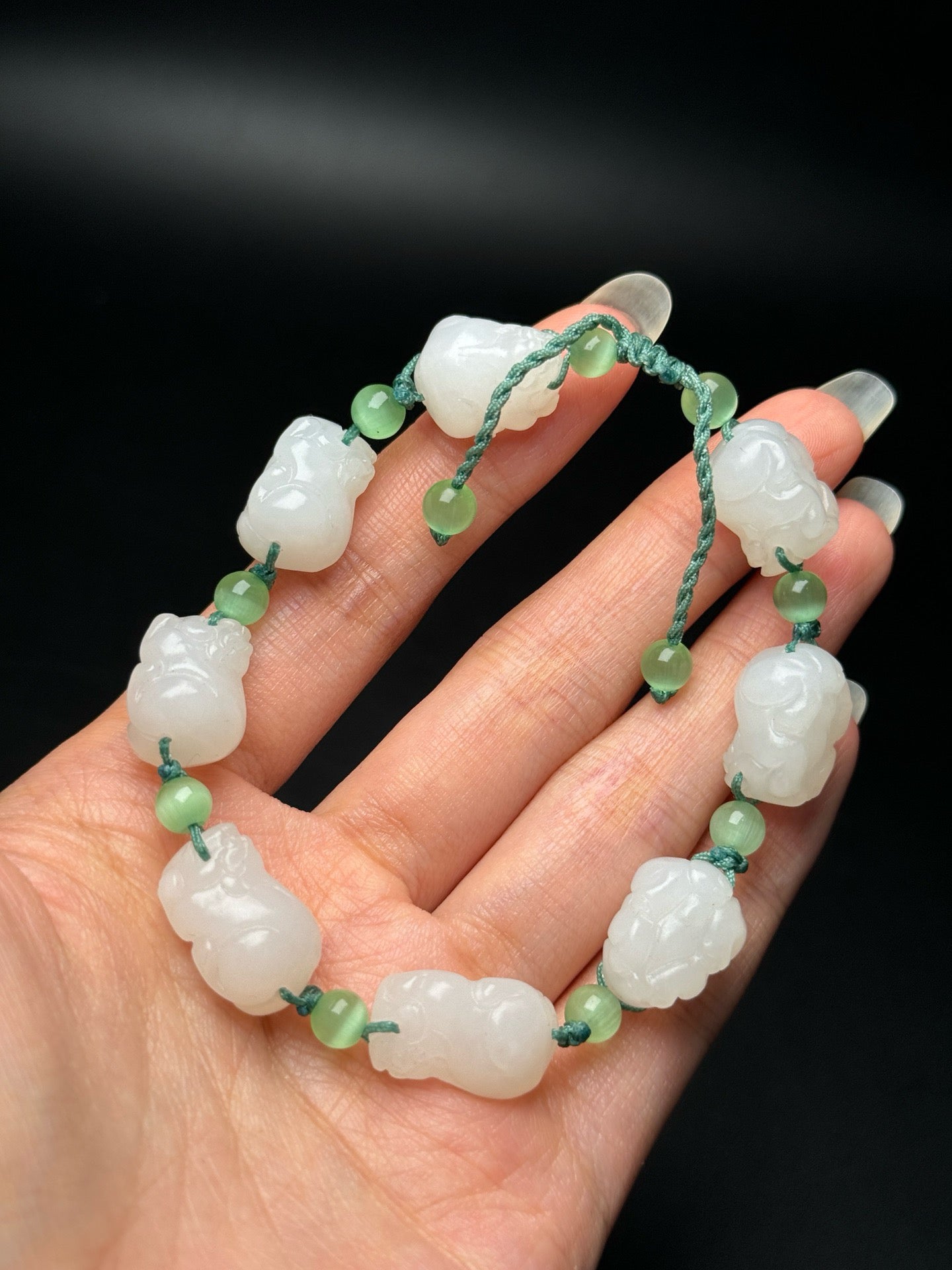 Chinese antique Hotan Jade Pixiu bracelet