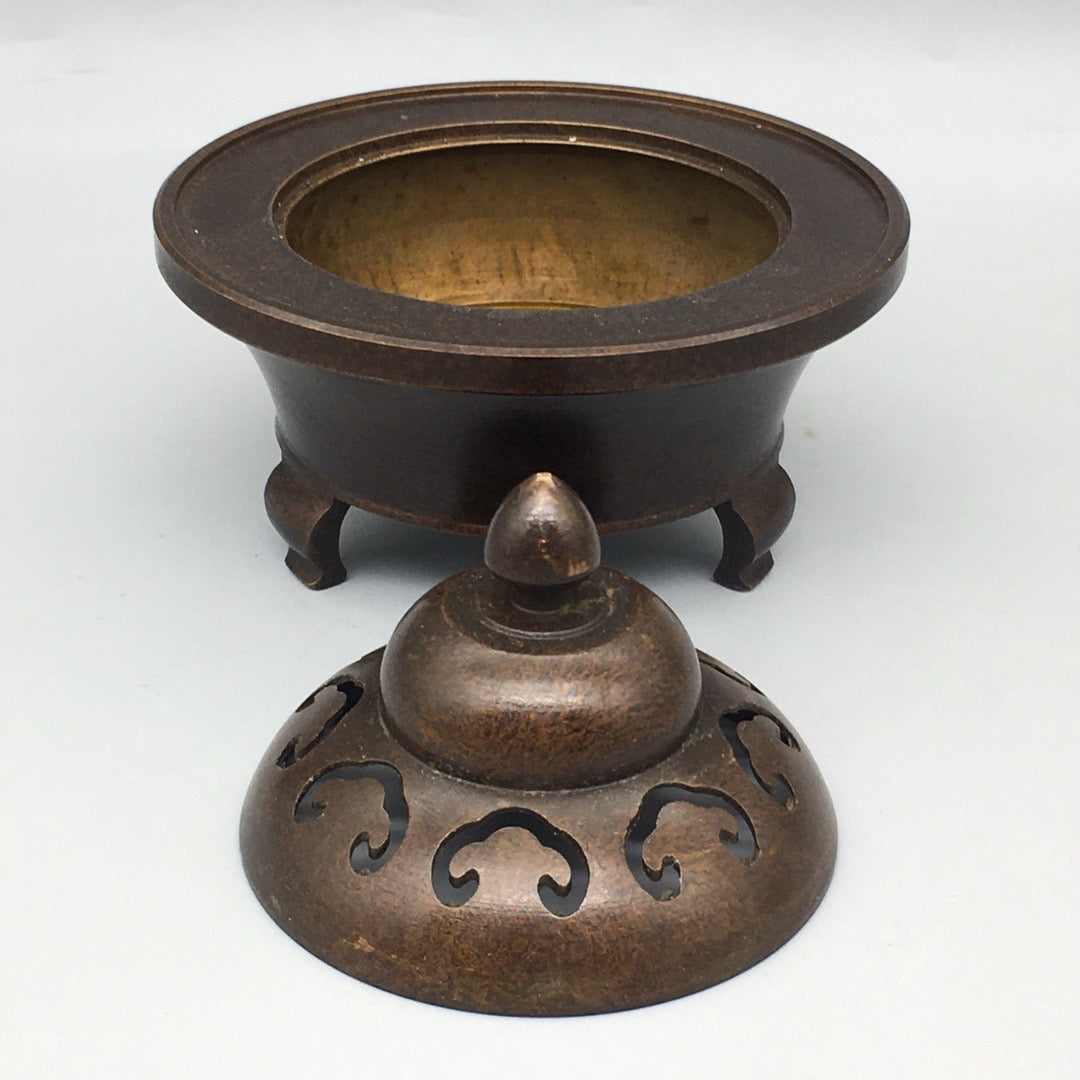 Chinese antique pure copper Ruyi covered circular incense burner