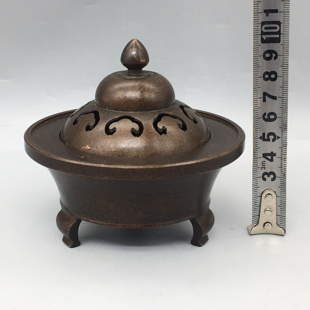 Chinese antique pure copper Ruyi covered circular incense burner