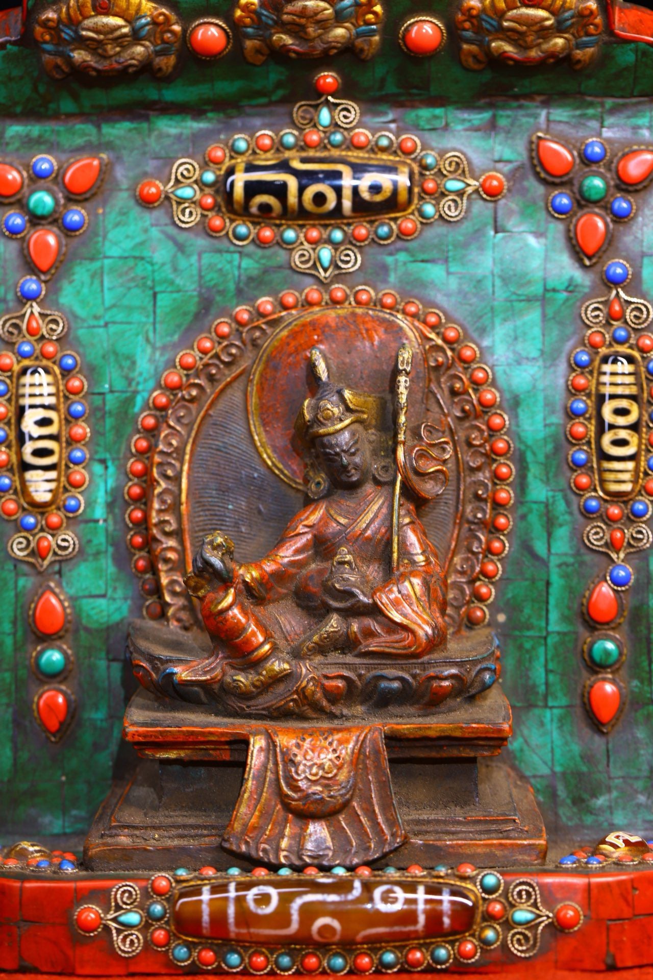 Handmade filigree inlaid gemstones, heavenly pearl Buddha niches