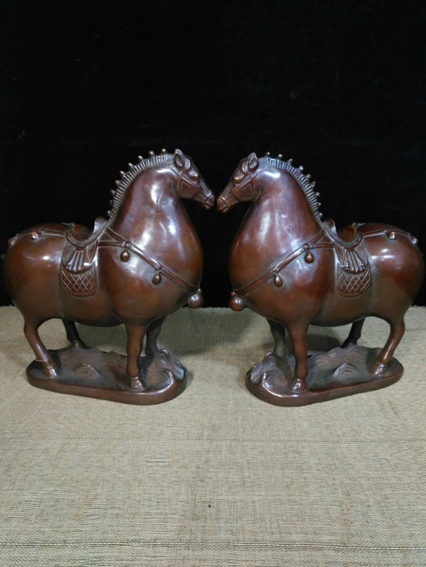 Pure copper flourishing Tang Dynasty steed