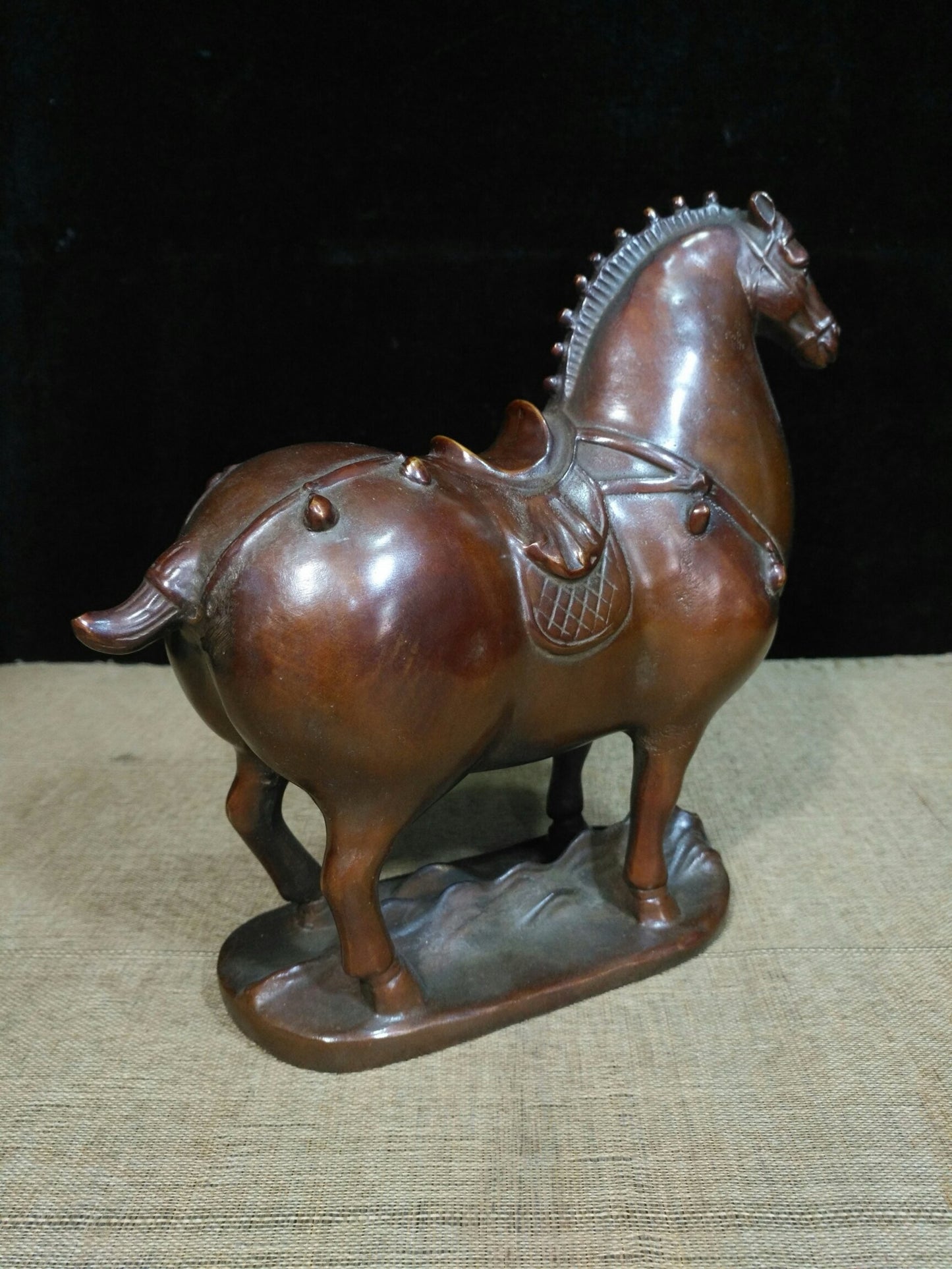 Pure copper flourishing Tang Dynasty steed