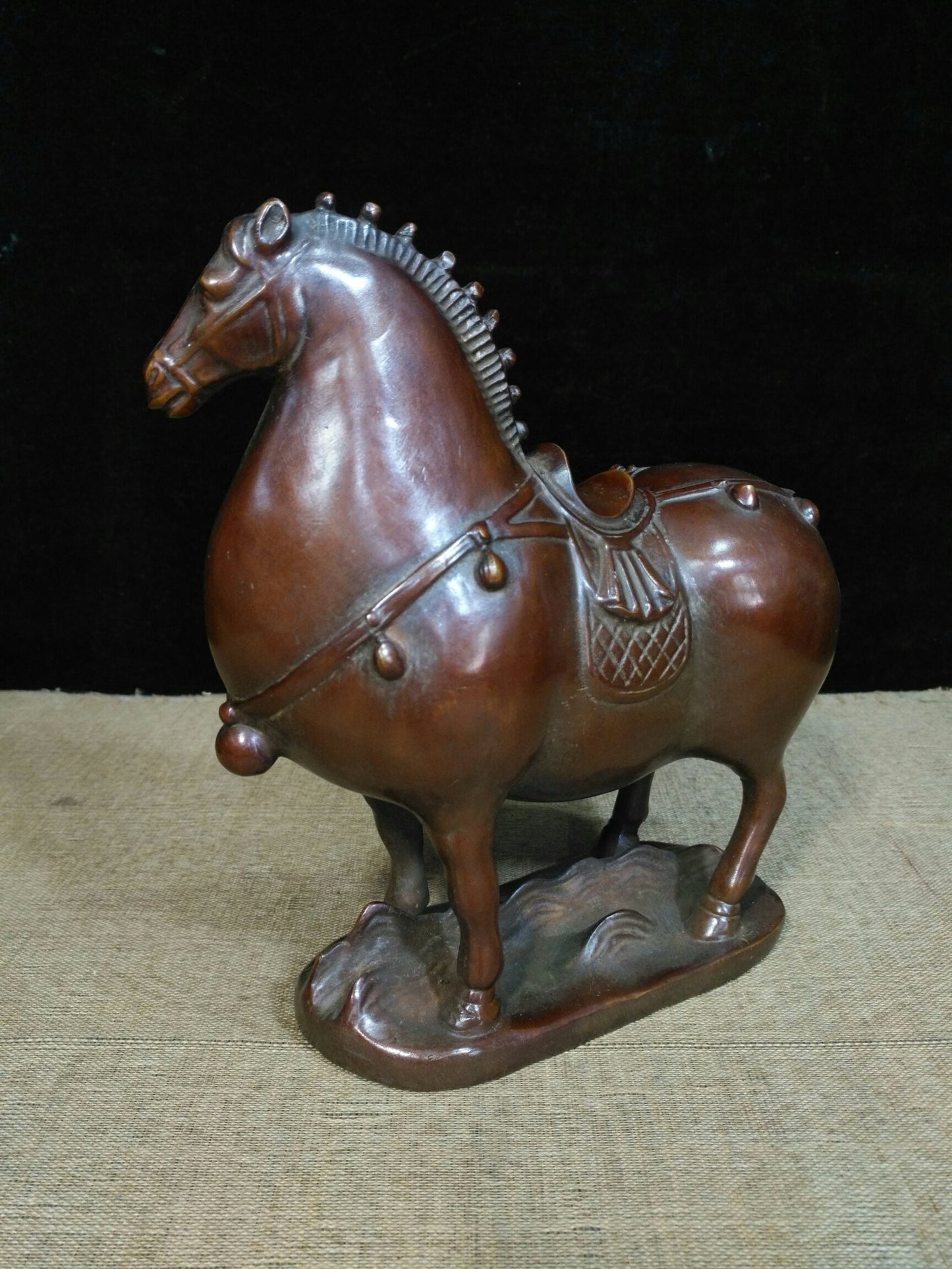 Pure copper flourishing Tang Dynasty steed