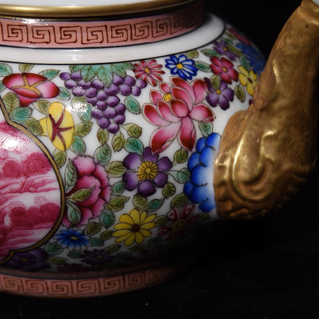 Flower gilded window, Western character story, wine pot