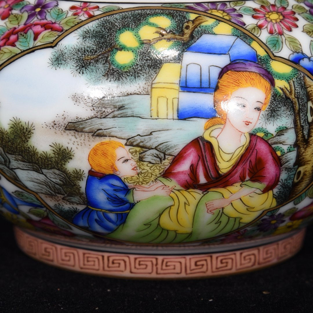 Flower gilded window, Western character story, wine pot