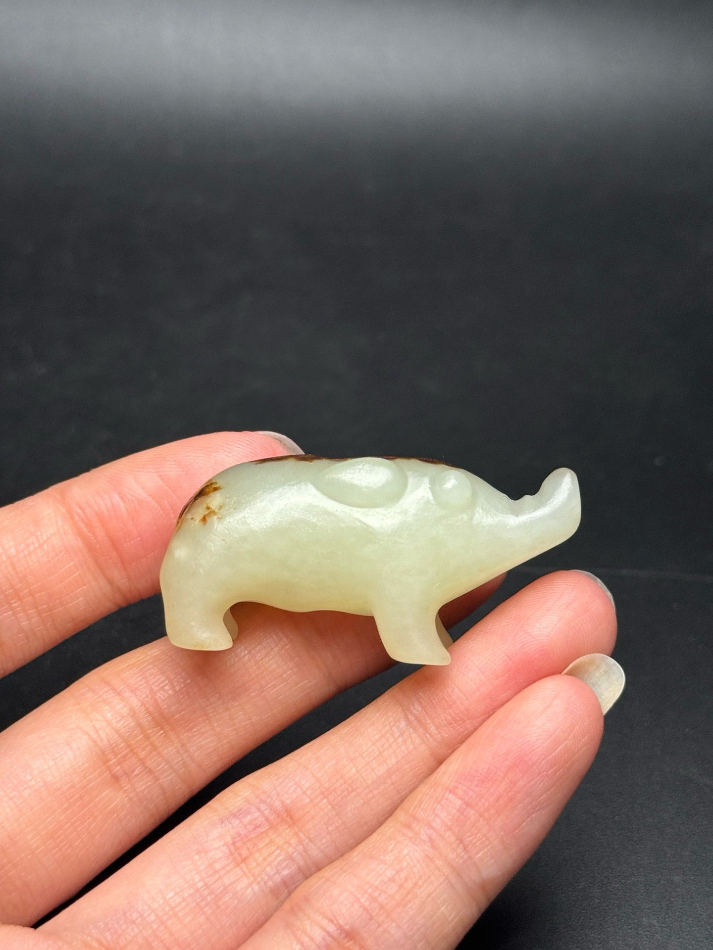 Chinese Antiques and Tian Yugao Ancient Jade Pig