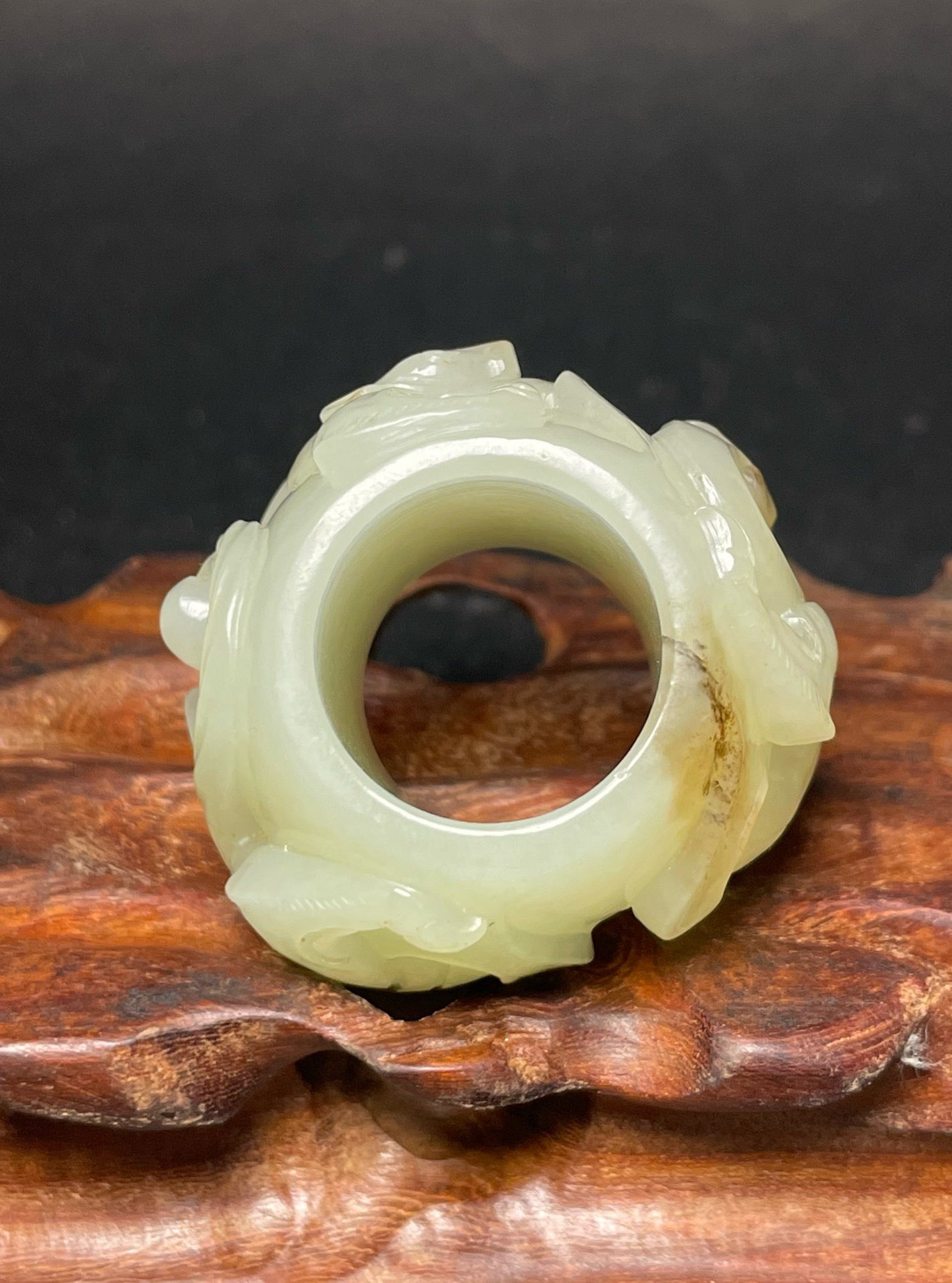 Chinese antique Hotan Jade dragon dragon ring