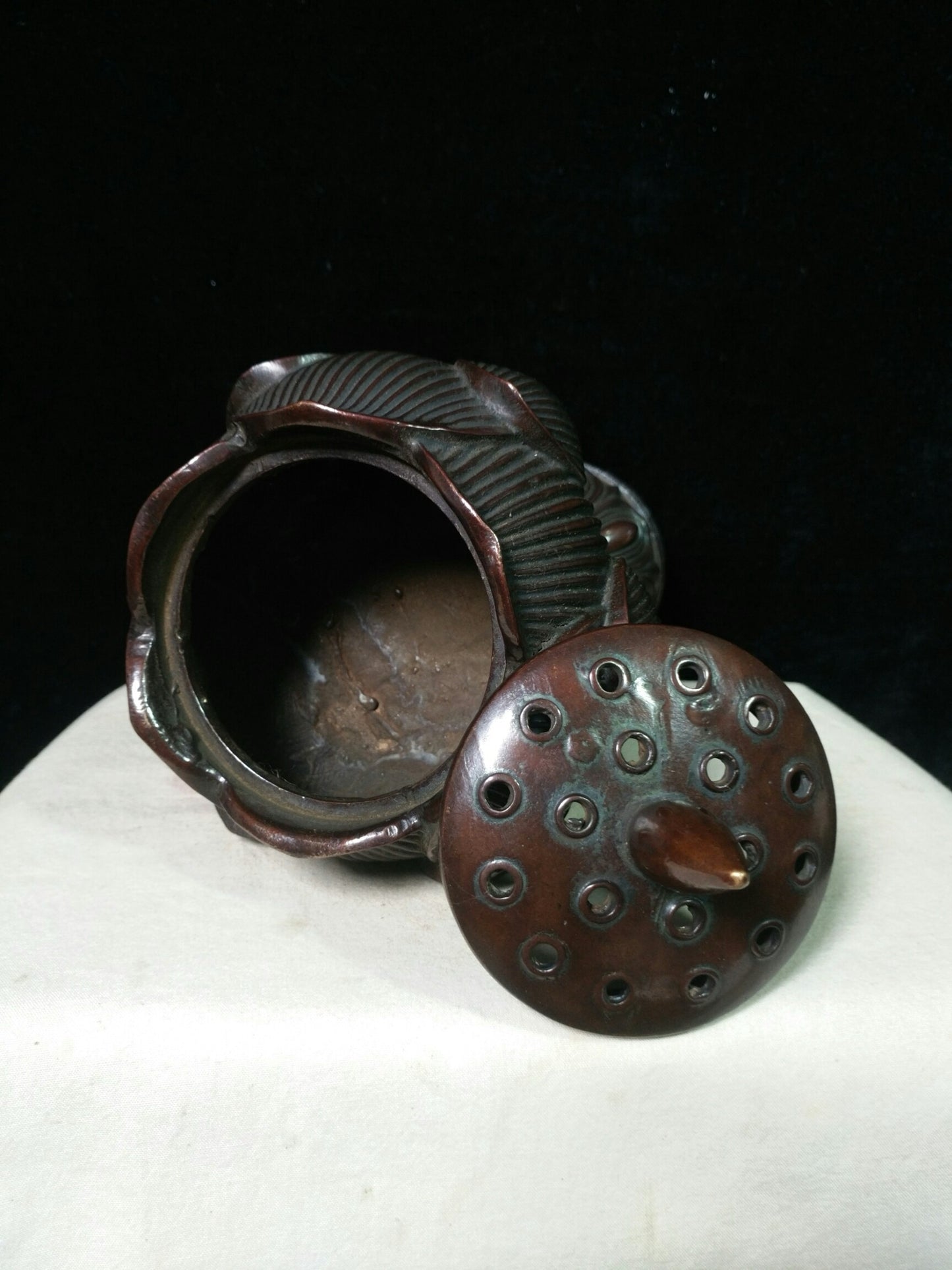 Pure copper lotus incense burner