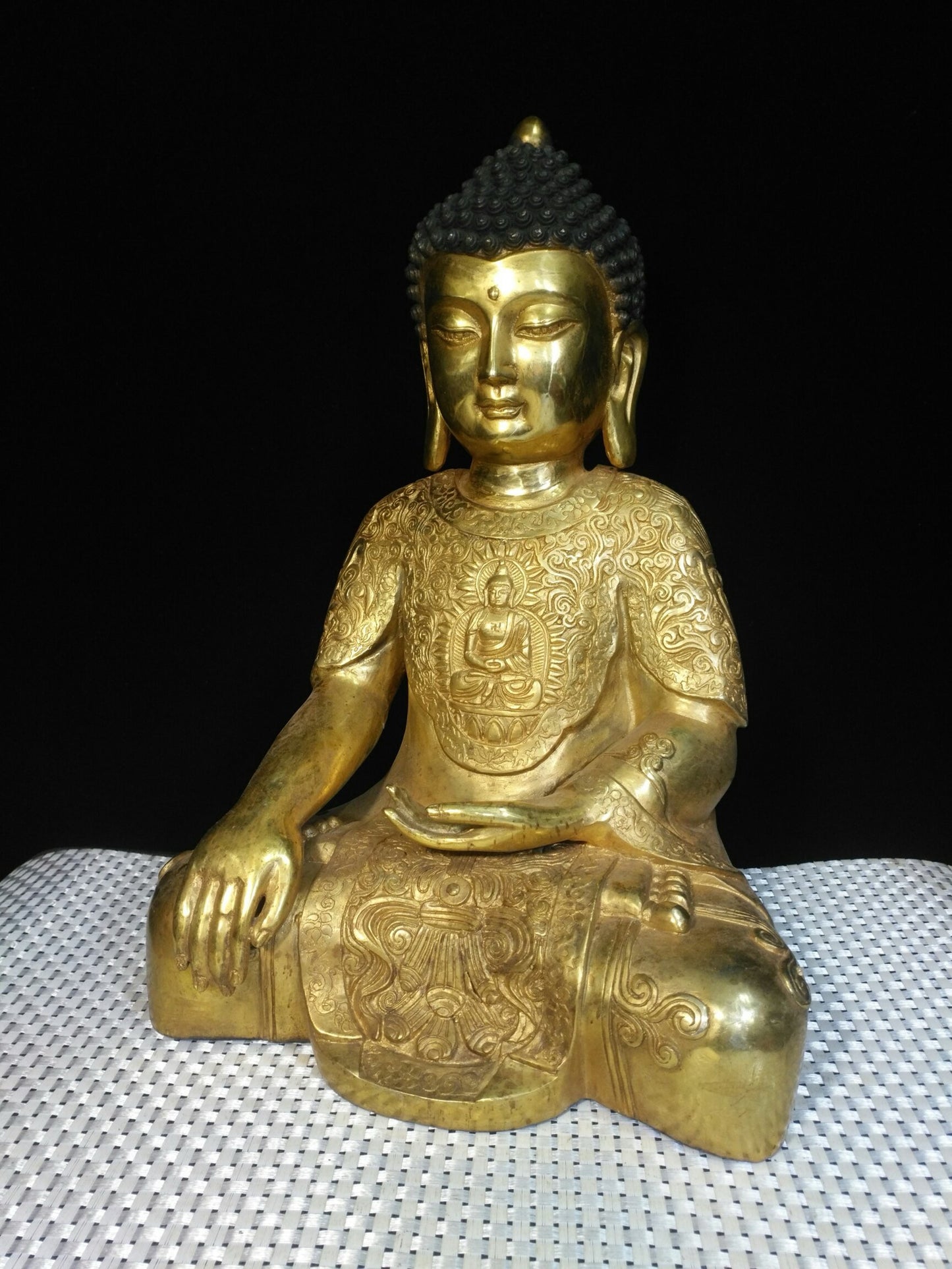 Pure copper Shakyamuni Buddha