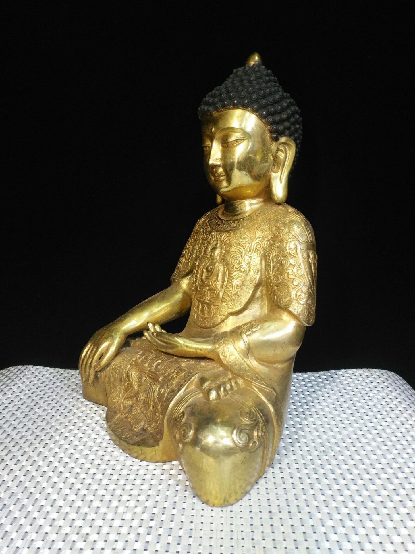 Pure copper Shakyamuni Buddha