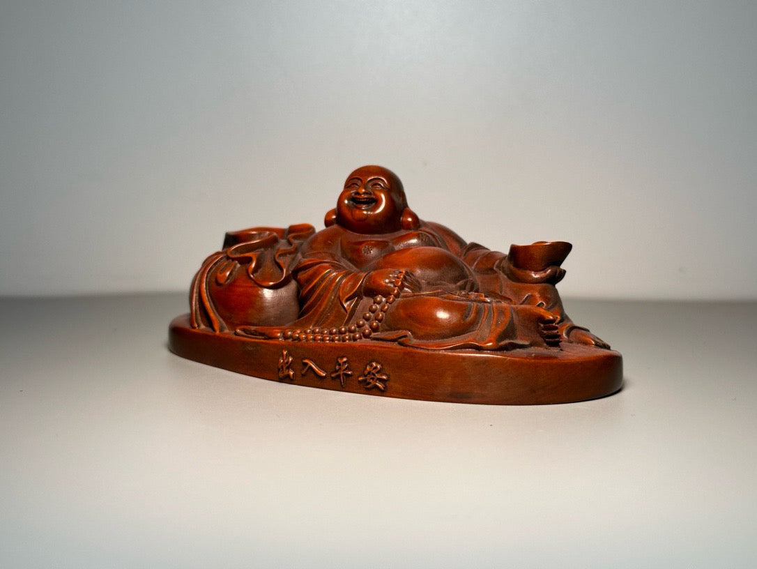 Chinese antique boxwood carving with exquisite craftsmanship, entering and exiting Heian Maitreya
