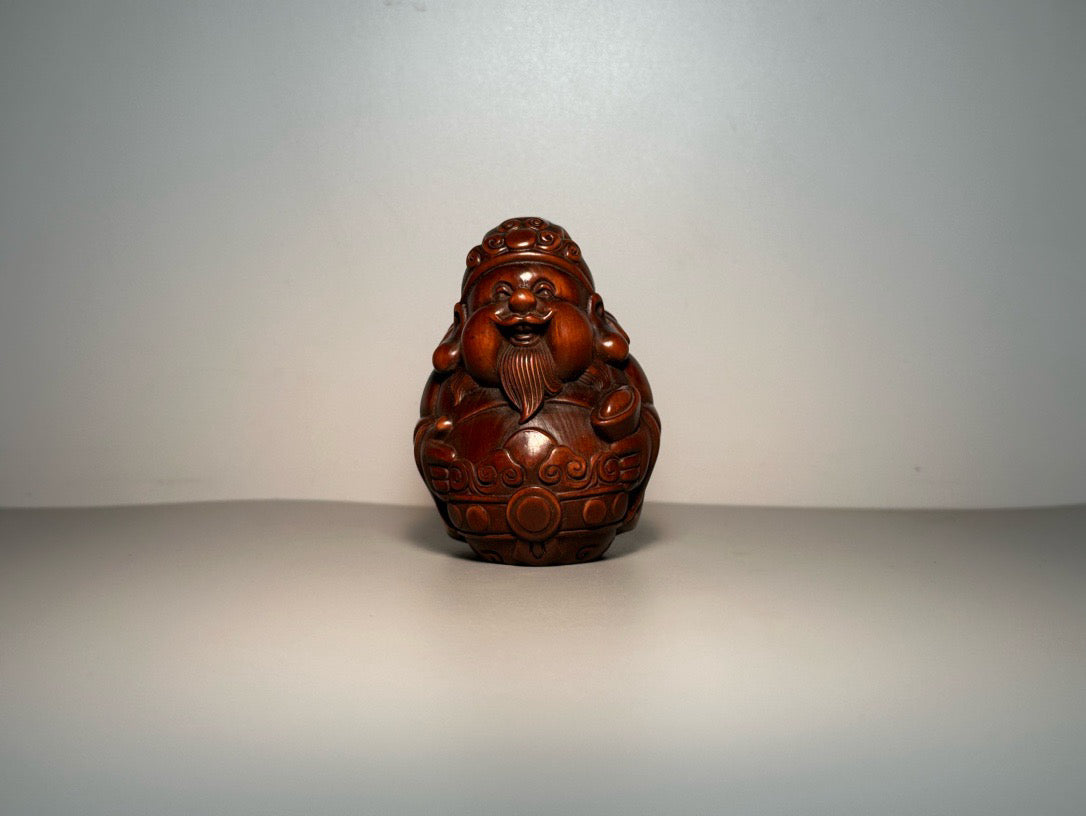 Chinese antique boxwood carving with exquisite craftsmanship to carve the God of Wealth