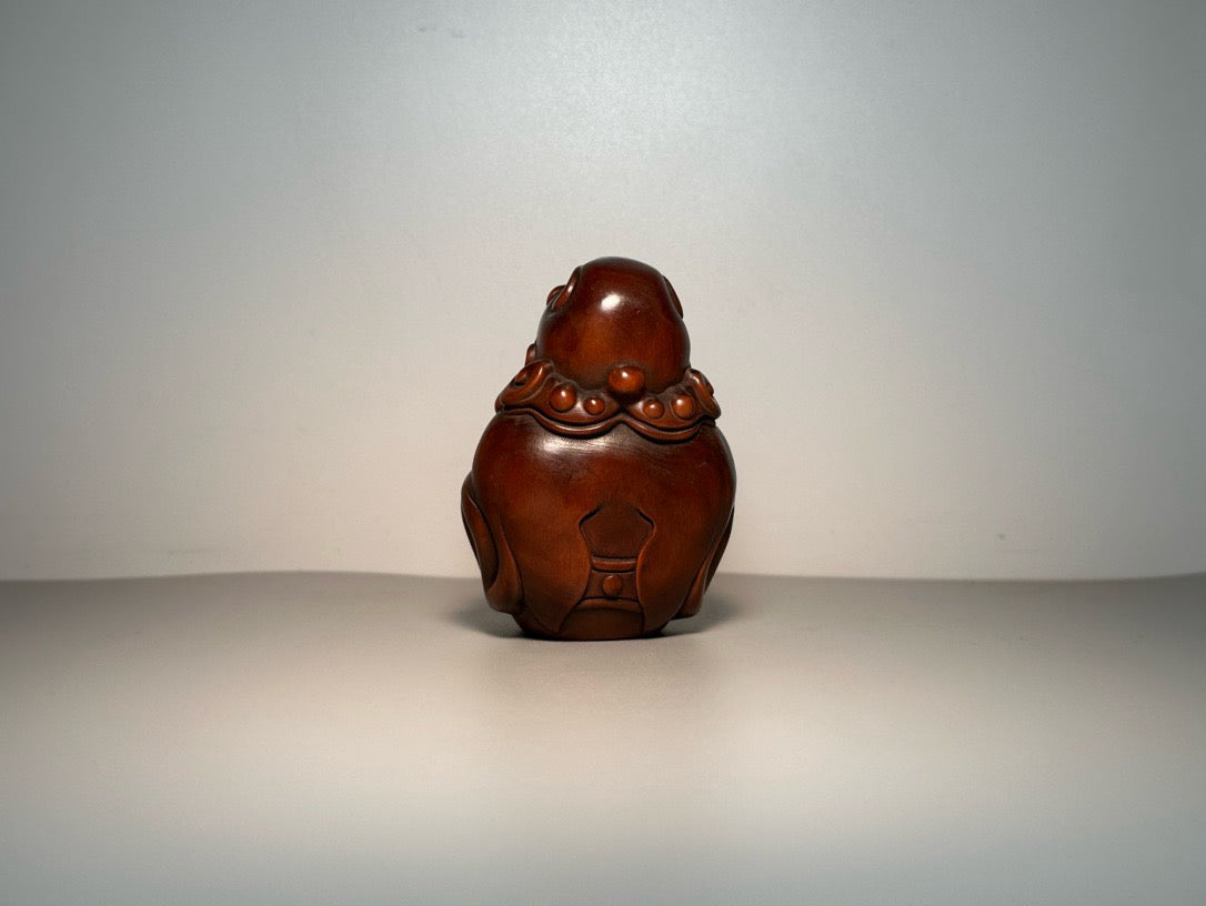 Chinese antique boxwood carving with exquisite craftsmanship to carve the God of Wealth