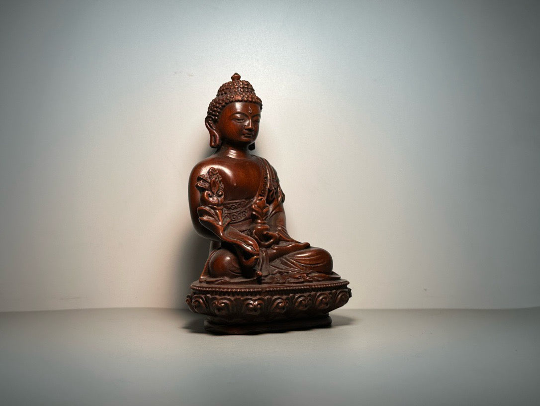 Chinese antique boxwood carving with exquisite craftsmanship to carve Tibetan Buddha