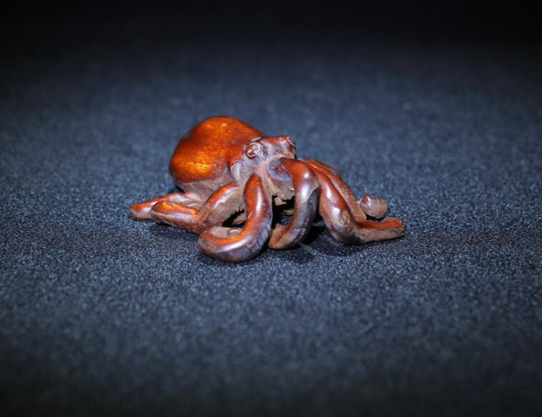 Chinese antique natural boxwood Octopus statue is pure hand carved, precious and exquisite, which is worth collecting