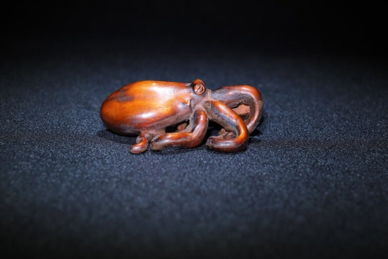 Chinese antique natural boxwood Octopus statue is pure hand carved, precious and exquisite, which is worth collecting