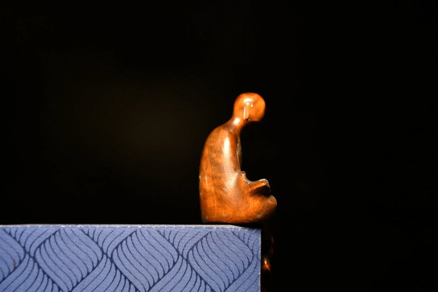 Collection of Chinese antiques pure hand-carved old collection of fine boxwood enlightenment.