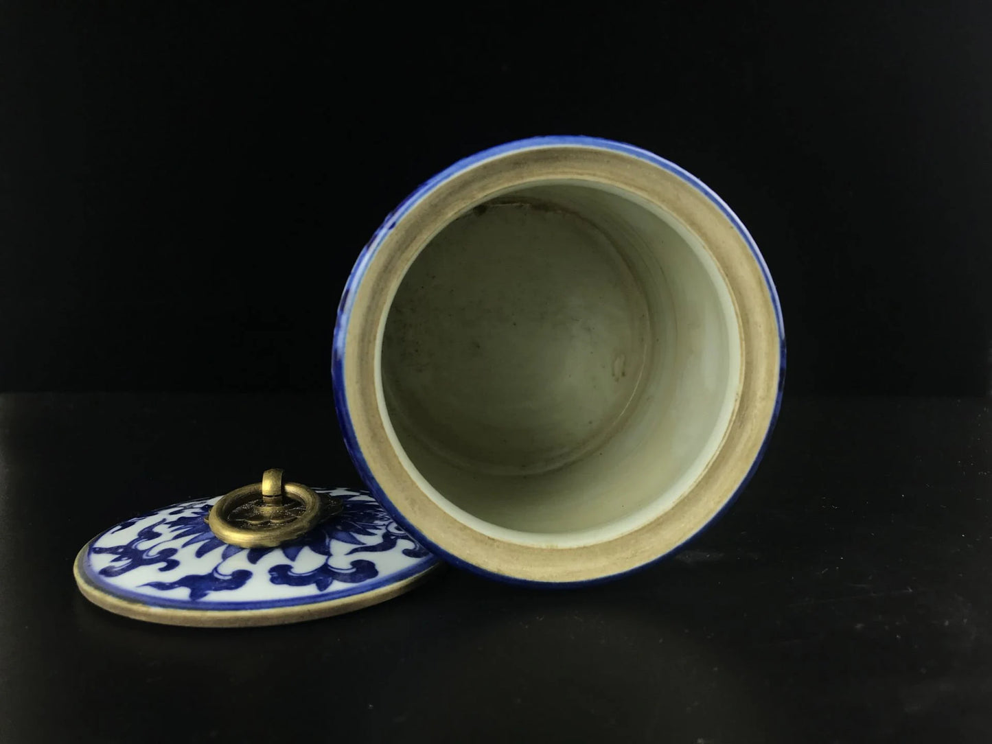 China Jingdezhen ceramic basin, ancient hand-painted blue and white