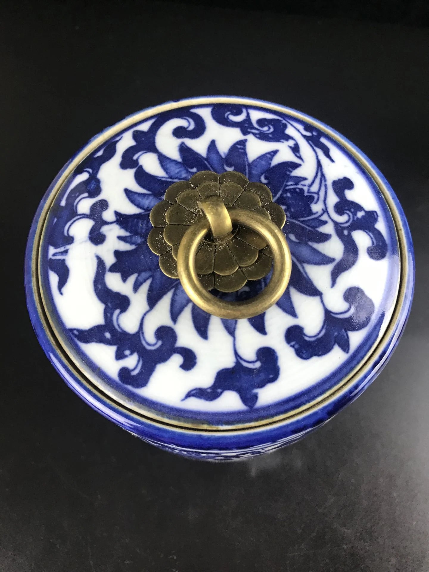 China Jingdezhen ceramic basin, ancient hand-painted blue and white