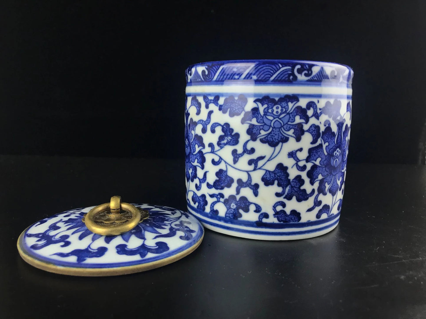 China Jingdezhen ceramic basin, ancient hand-painted blue and white